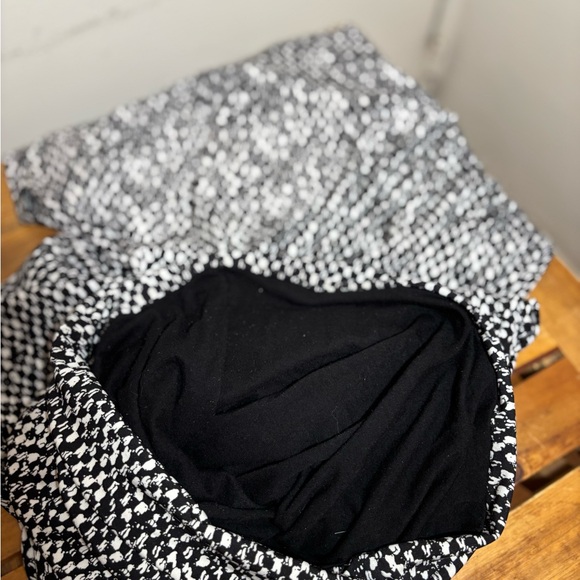 Vince Camuto Black & White Ruched Side Dress - Picture 10 of 10